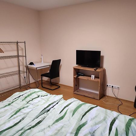 Apartament Perchtoldsdorf Schnell-Bahn / Bahnhof Liesing Zewnętrze zdjęcie