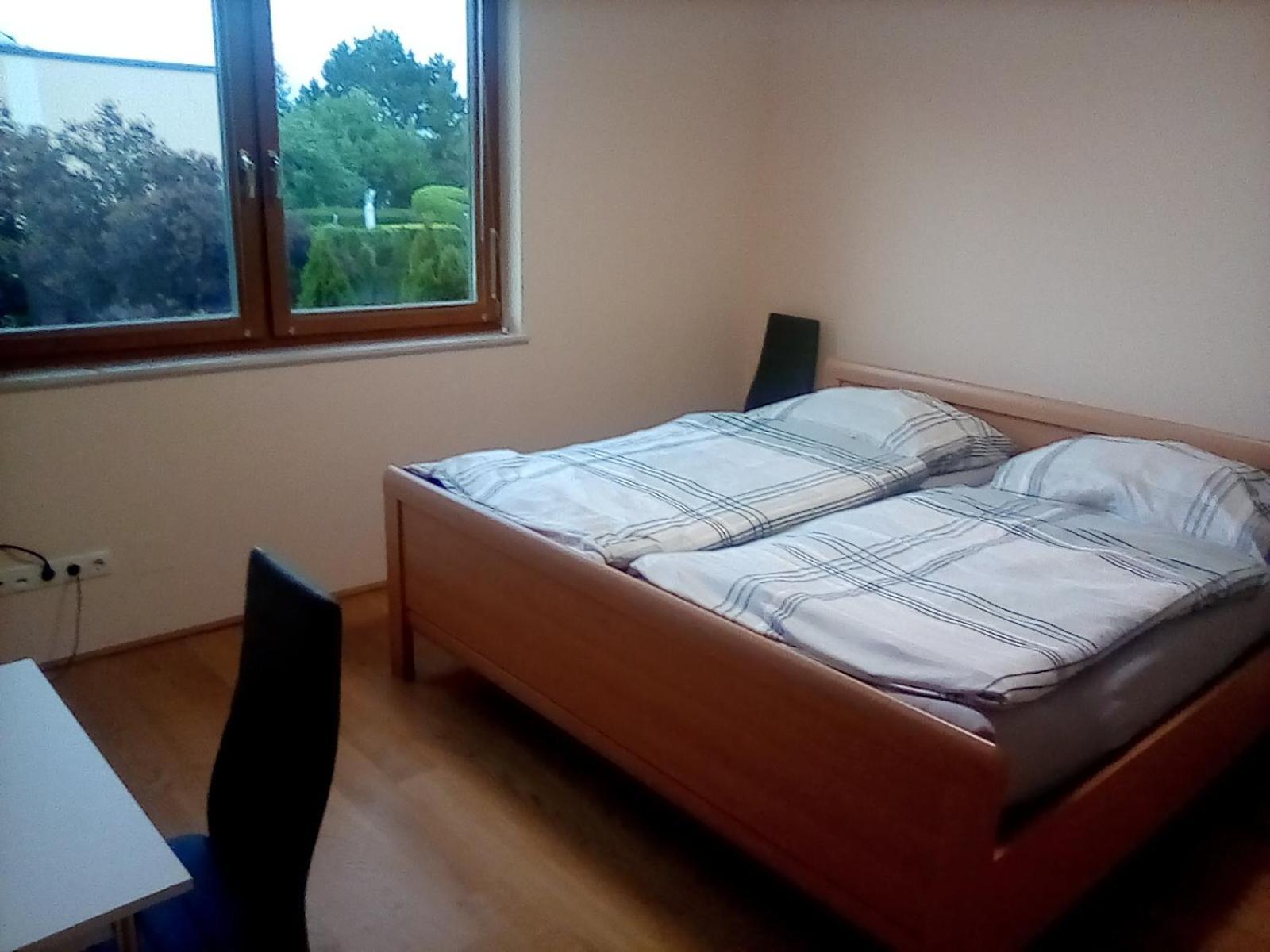 Apartament Perchtoldsdorf Schnell-Bahn / Bahnhof Liesing Zewnętrze zdjęcie